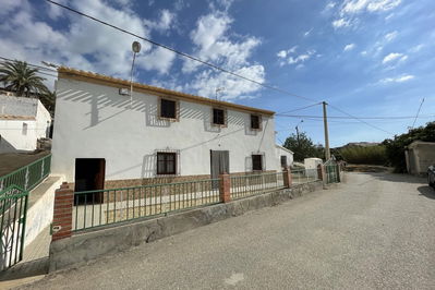 Country house in Huércal-Overa