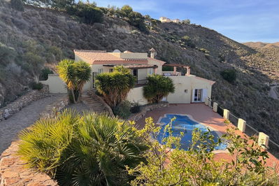 Villa in Bédar