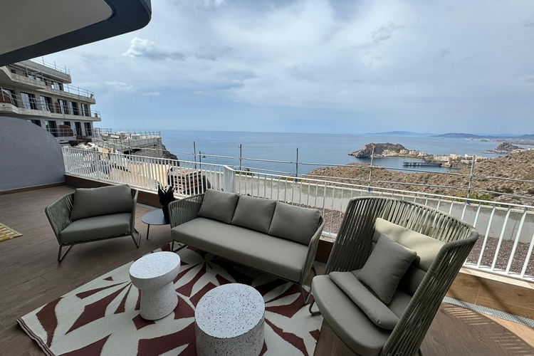 Flat / apartment in Águilas