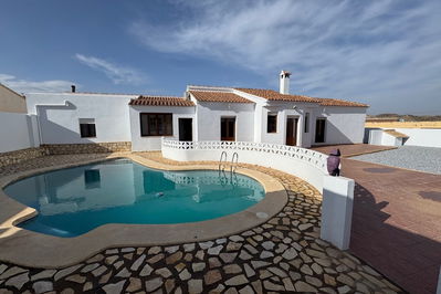 Villa in Arboleas