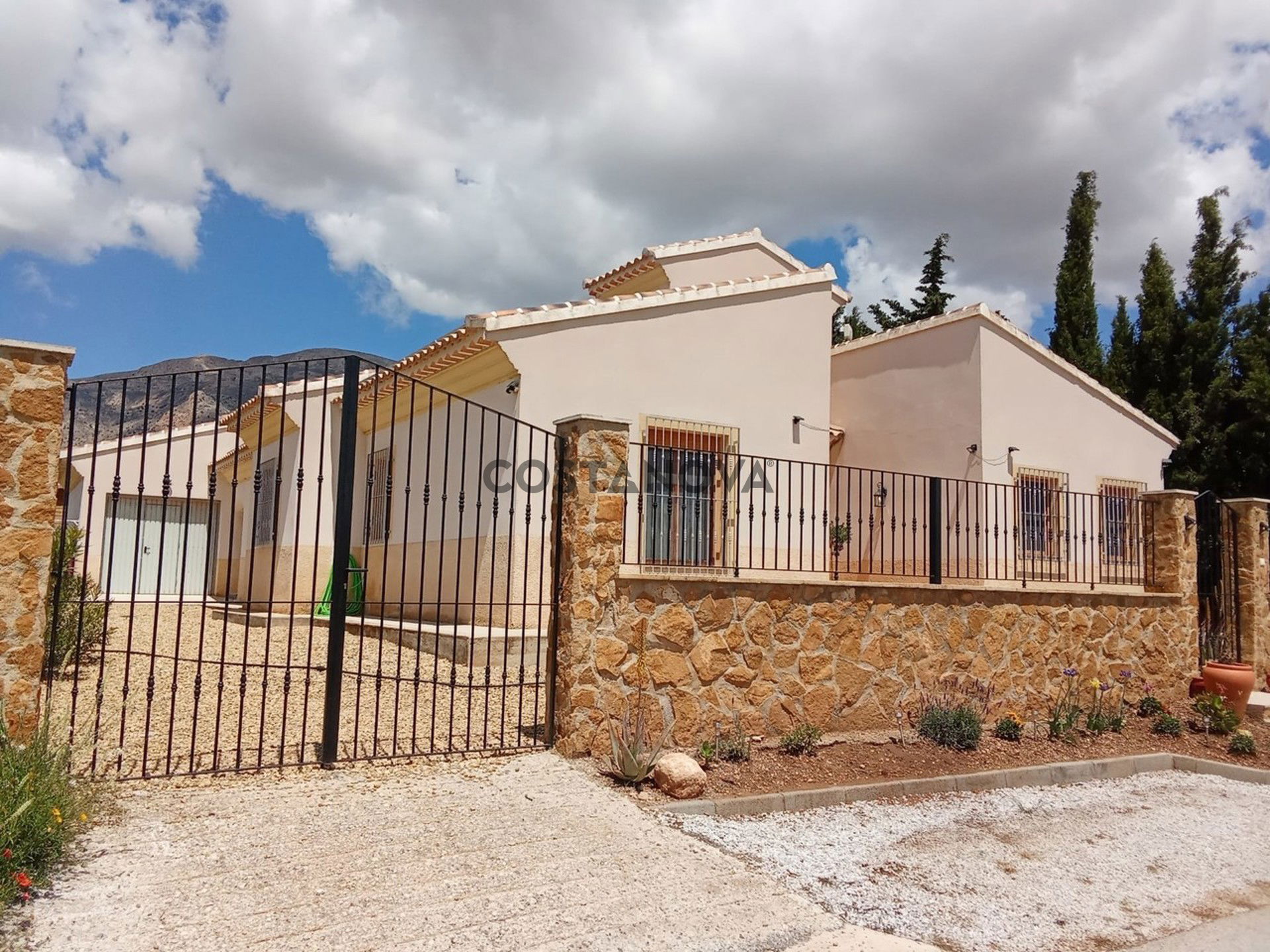 Villa in Velez Rubio