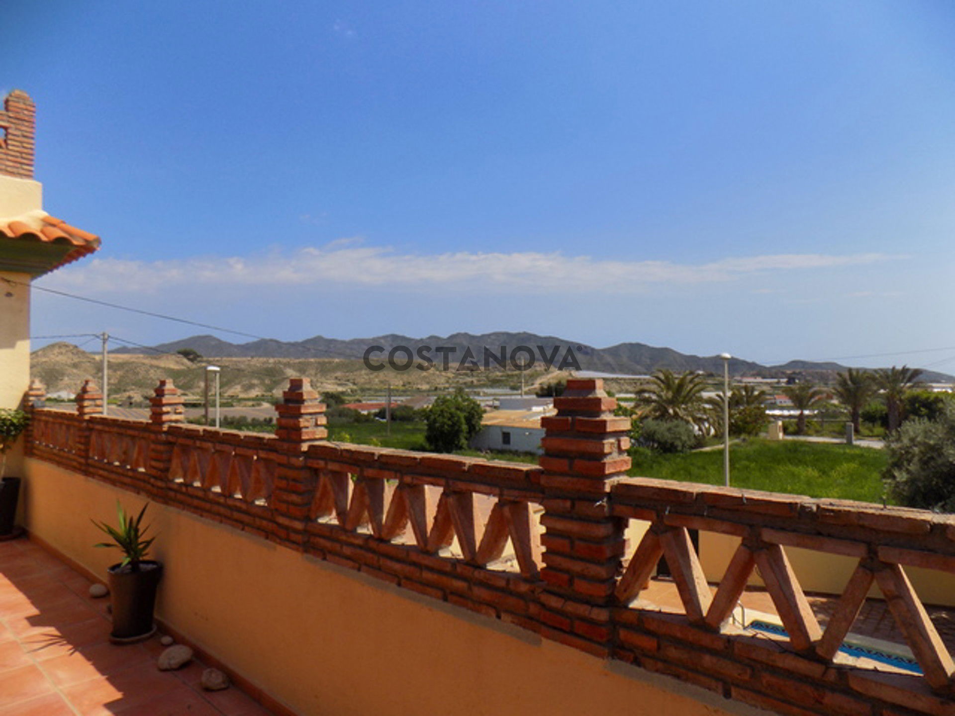 Villa in Burjulú