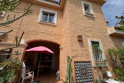 Town house in Vera