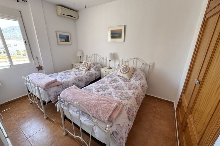 Villa in Turre
