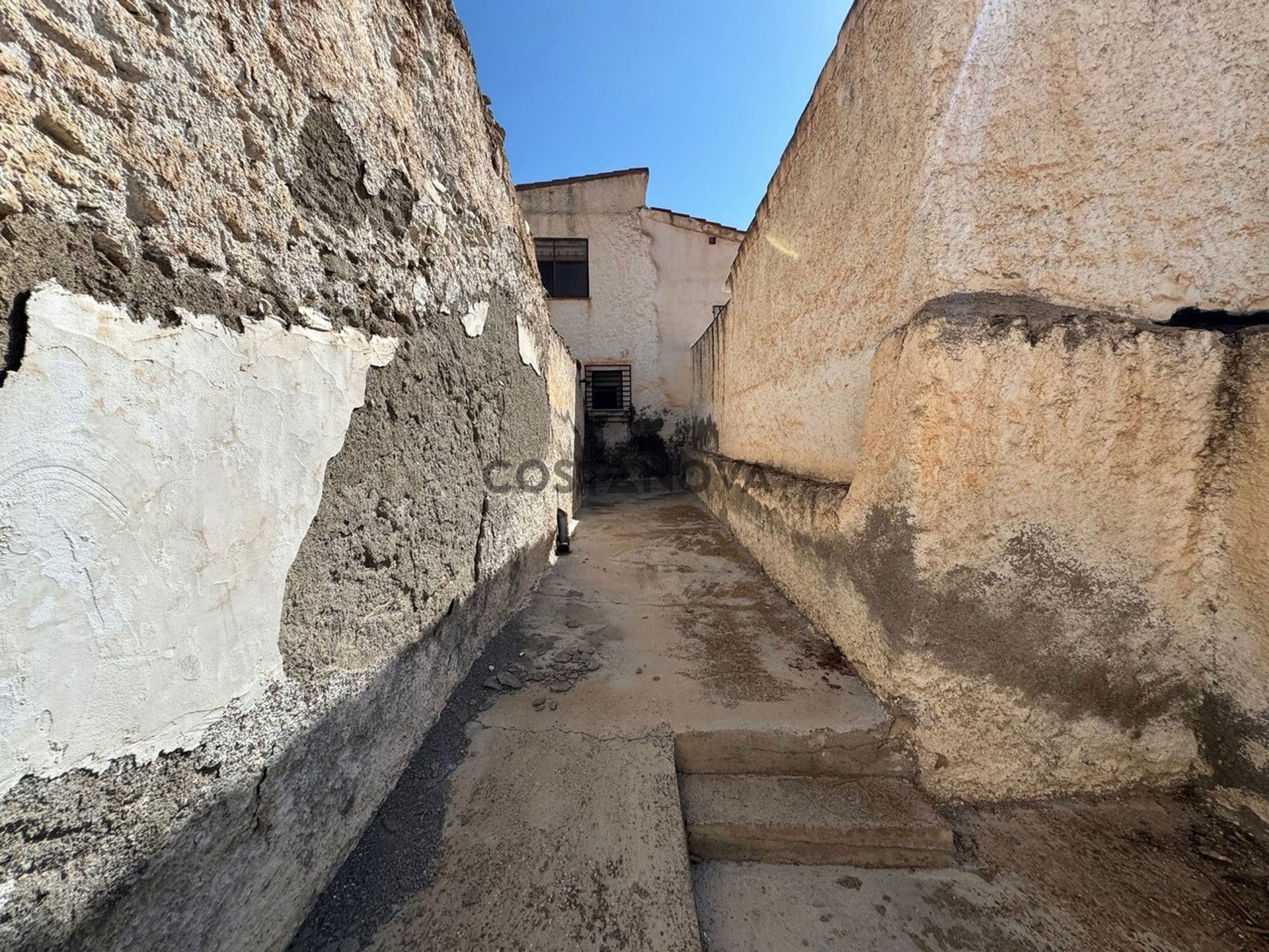 House in Tahal