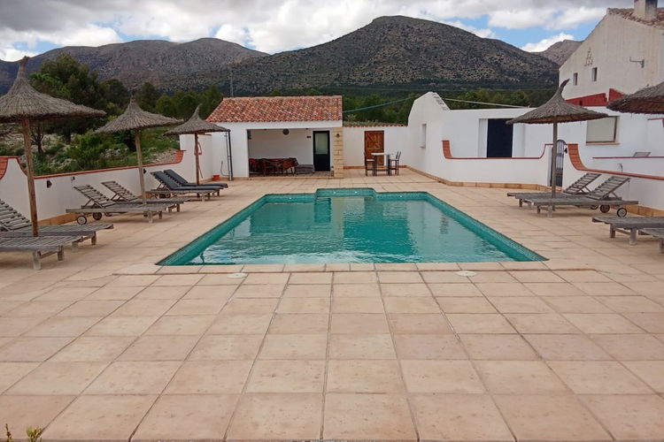 Country house in Chirivel