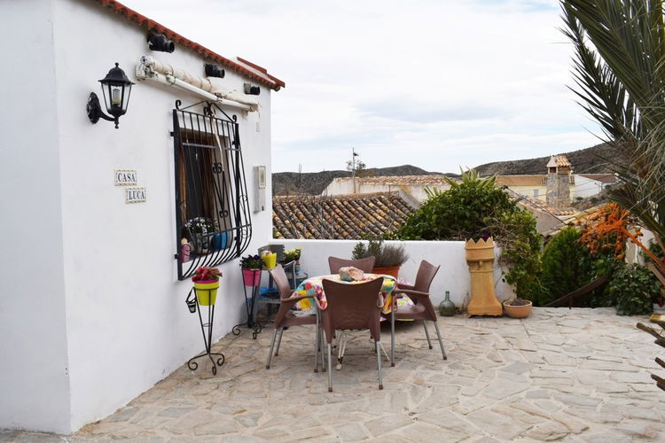 Land huis in El Peñón Bajo, Oria