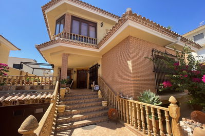 Villa in Huércal-Overa
