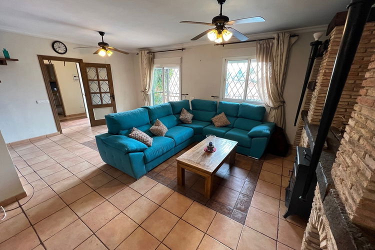 Villa in Burjulú