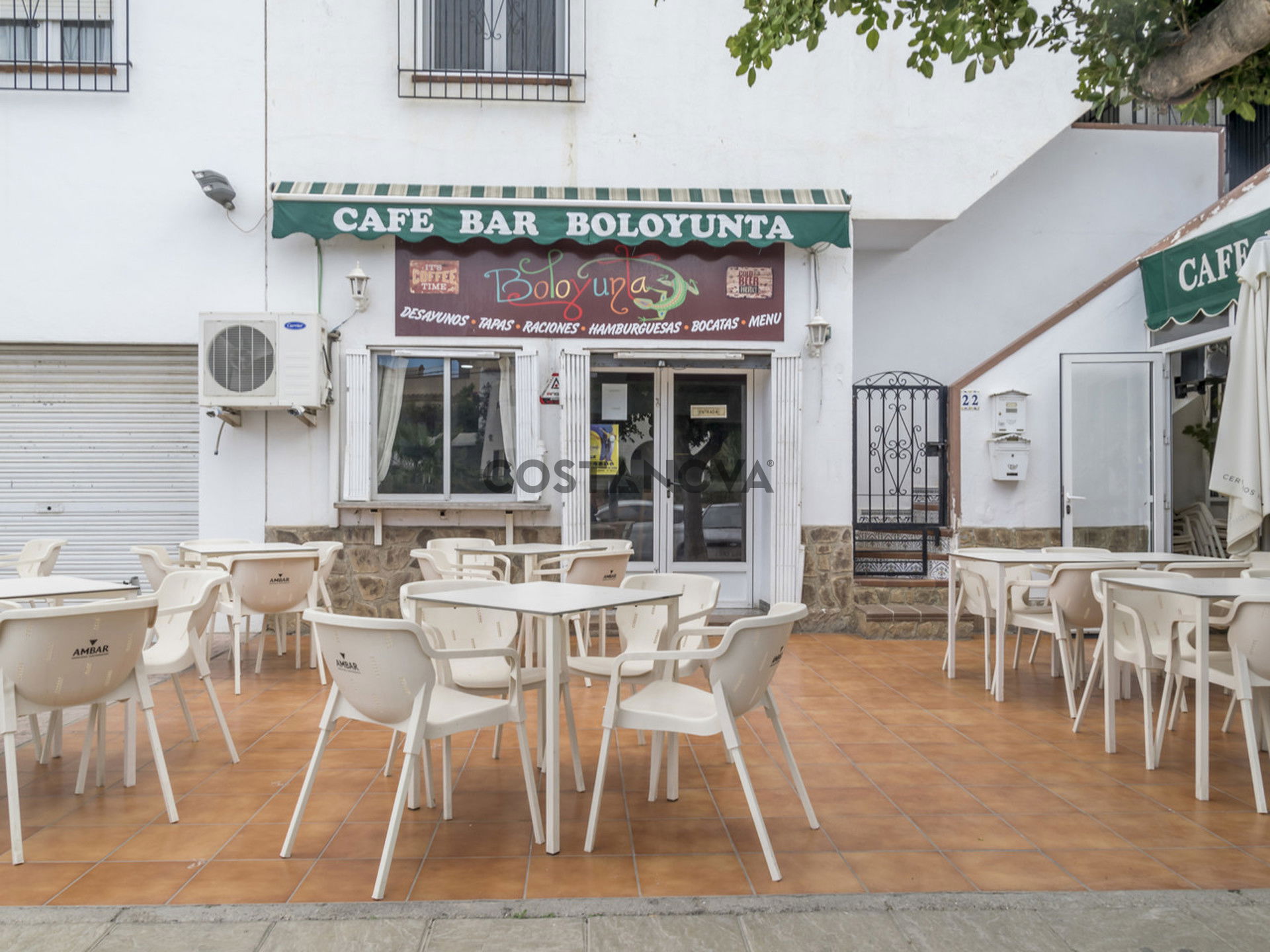Commercial property in Vera