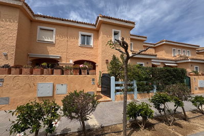 Town house in Vera