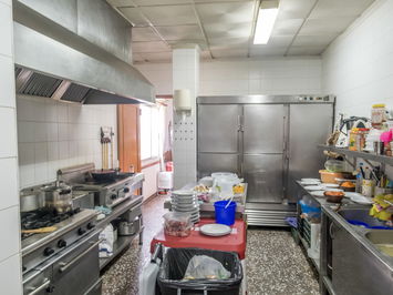 Commercial property in Vera