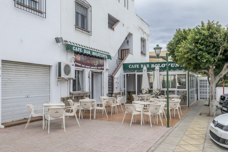 Commercial property in Vera