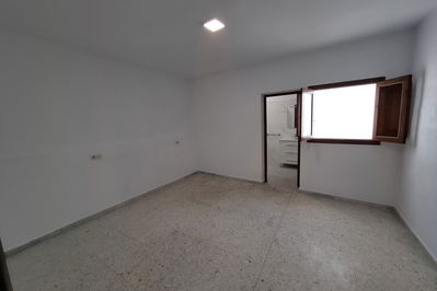 Town house in Turre