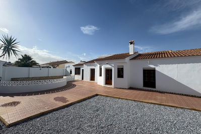 Villa in Arboleas