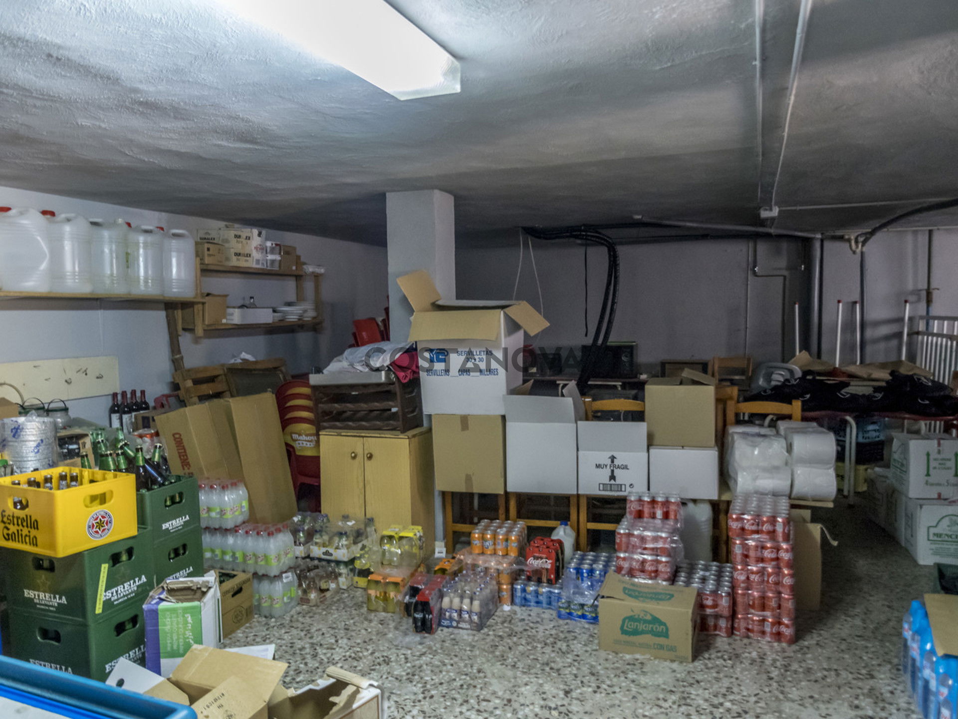 Commercial property in Vera