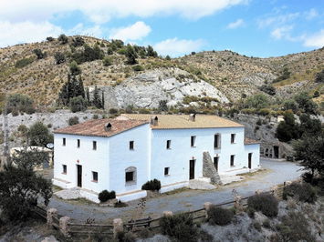 Country house in Taberno
