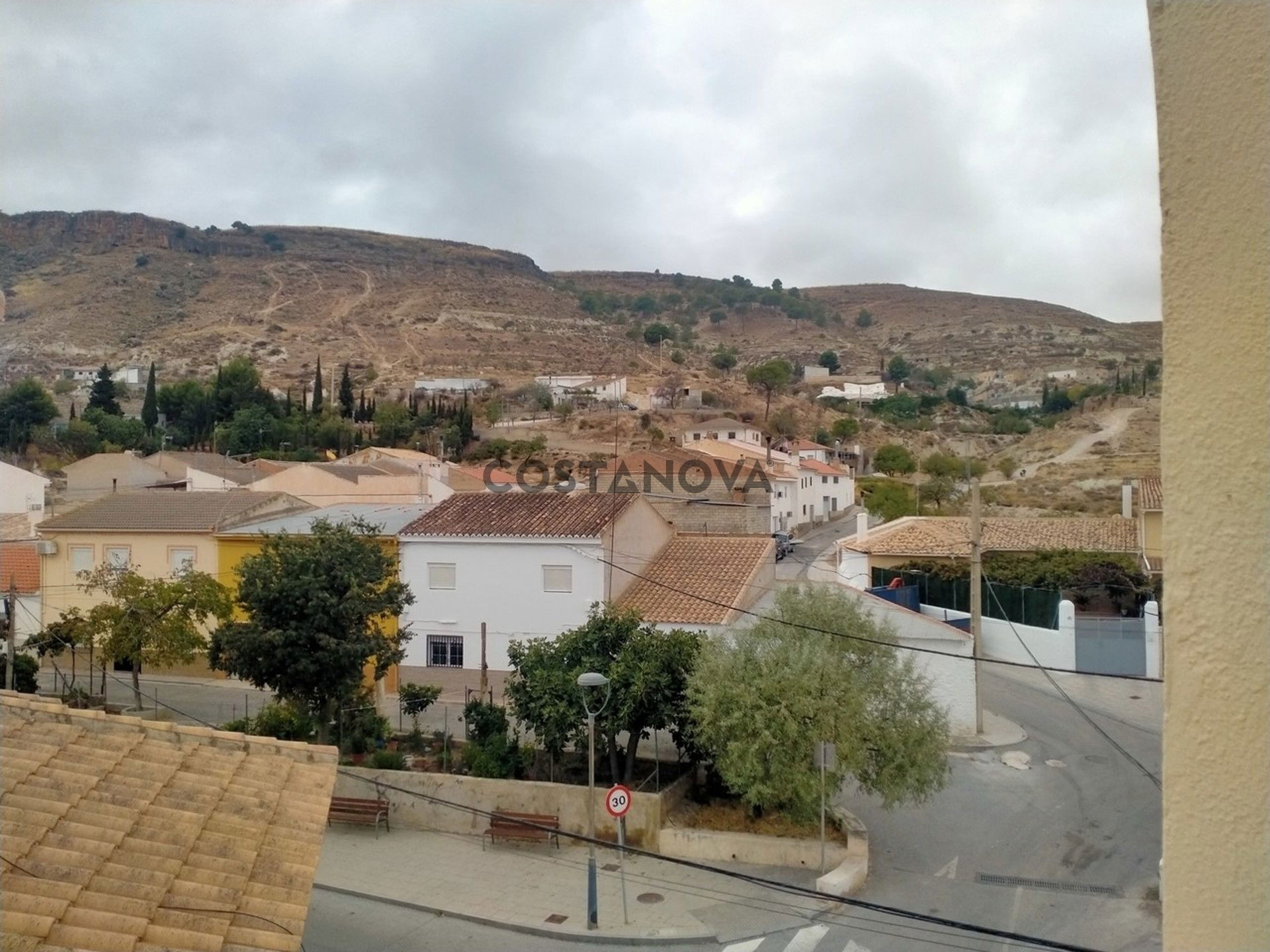 Town house in Baza