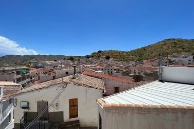 House in Lubrín