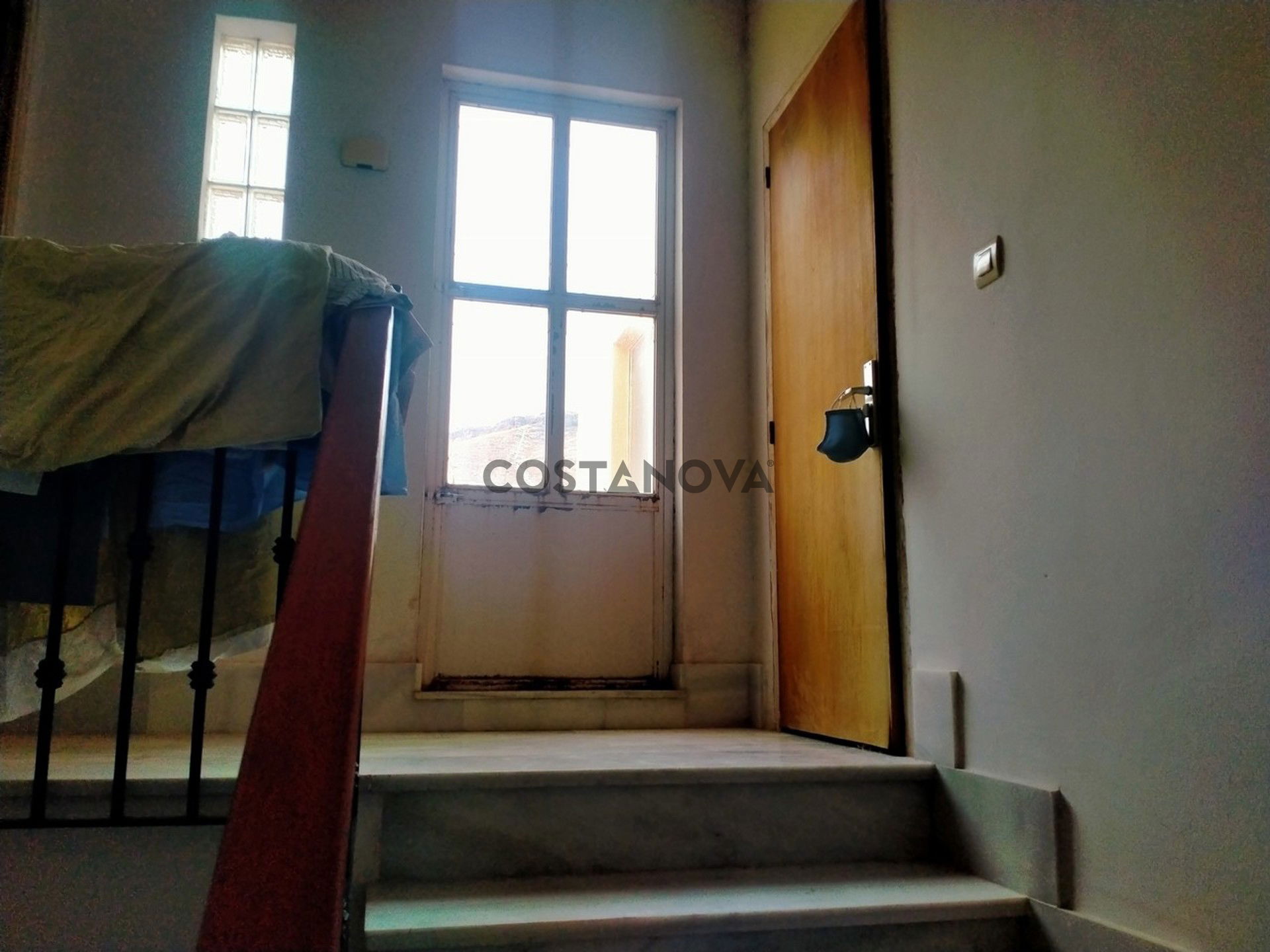 Town house in Baza