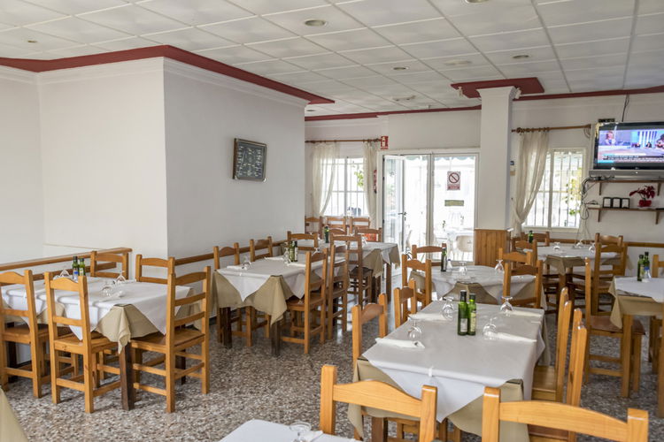 Commercial property in Vera