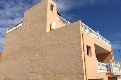 Town house in Turre