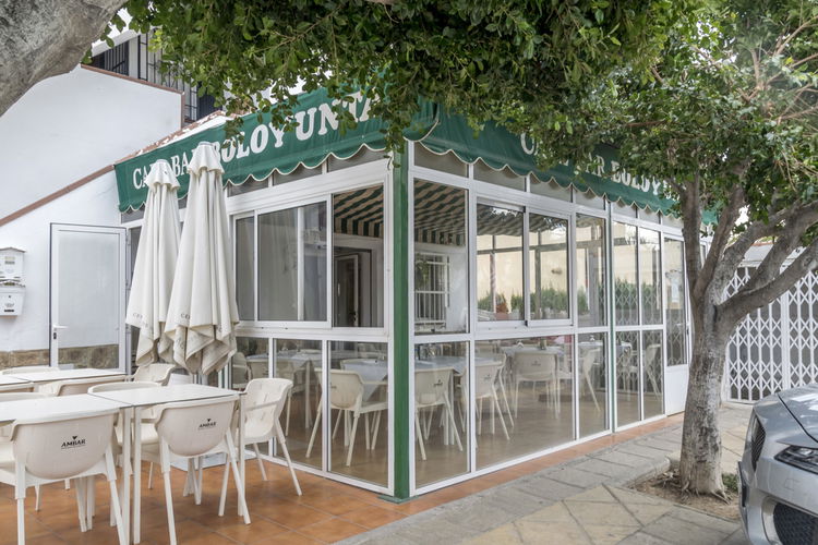 Commercial property in Vera