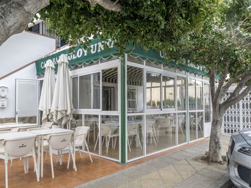 Commercial property in Vera