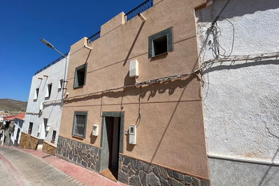 Huis in Uleila del Campo