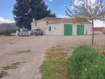 Country house in Chirivel