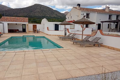 Country house in Chirivel
